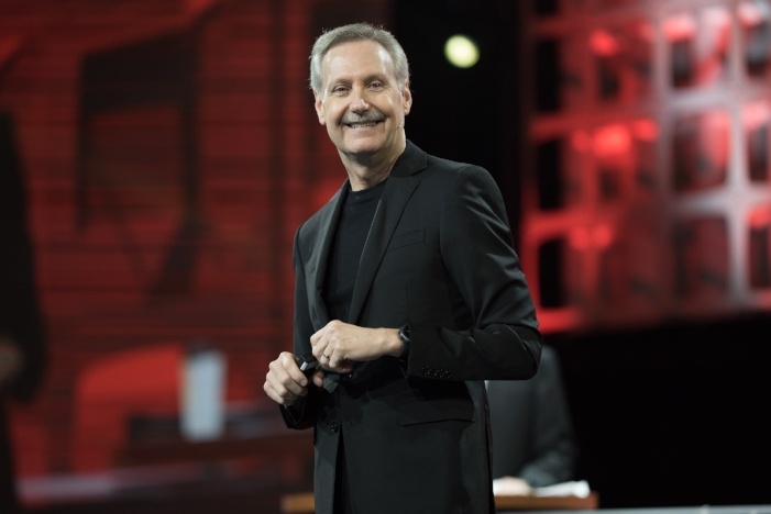 Gary Keller on stage