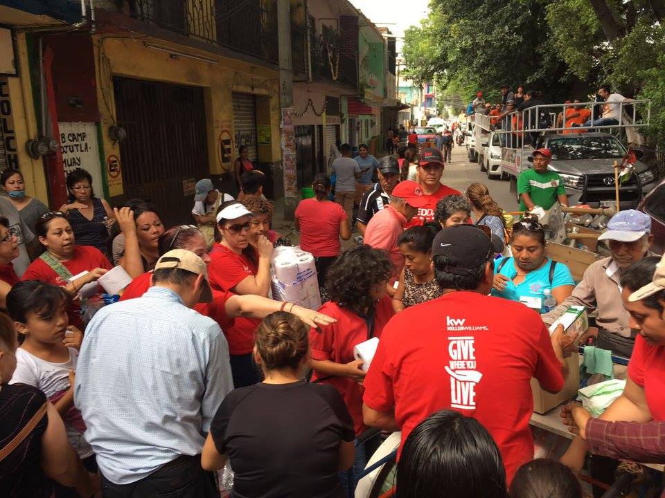 Keller Williams agents pass out supplies in Mexico following earthquake.